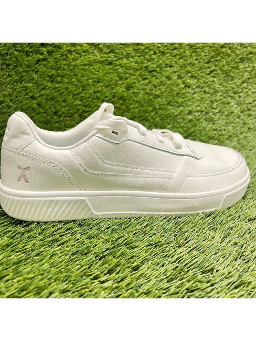 Flux Adapt Leather Trainer White Mens Size 8.5 Womens 10 Athletic Shoes Sneakers